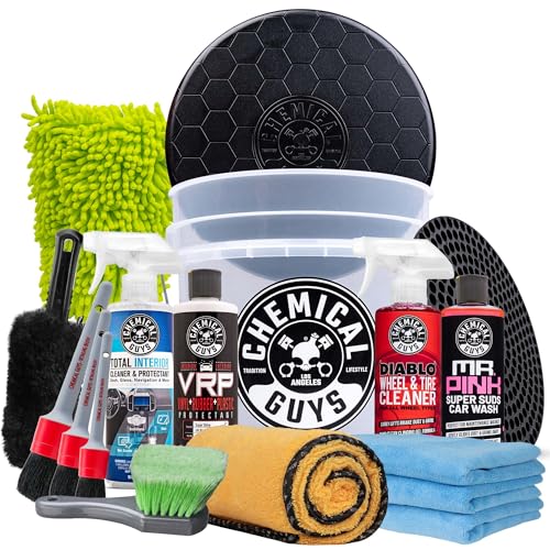 17-Piece Car Detailing Kit with Interior Cleaner, Wheel Cleaner & Wash Tools